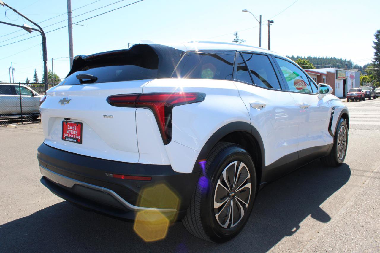 Used 2024 Chevrolet Blazer EV LT AWD/4WD image 6