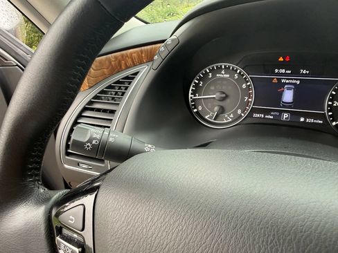 Used 2023 Nissan Armada SL w/ Cargo Package AWD/4WD image 37