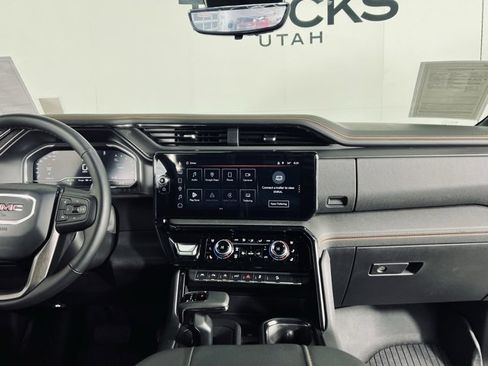 Used 2025 GMC Sierra 1500 AT4 w/ AT4 Premium Package image 35