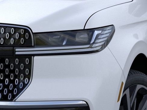 New 2026 Lincoln Navigator L Reserve AWD/4WD image 43