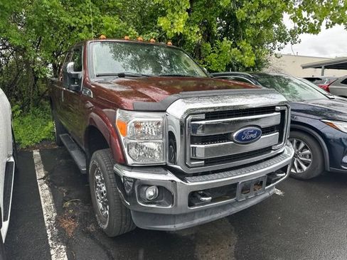 Used 2016 Ford F250 XLT w/ XLT Premium Package AWD/4WD image 3