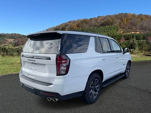 Used 2023 Chevrolet Tahoe Z71 w/ Z71 Off-Road Package image 7