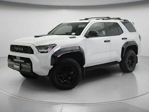 Used 2025 Toyota 4Runner TRD Pro AWD/4WD image 3