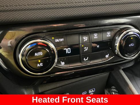 Certified 2025 Chevrolet TrailBlazer LT w/ Convenience Package FWD image 8