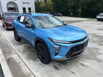 Used 2025 Chevrolet Trax ACTIV w/ Driver Confidence Package