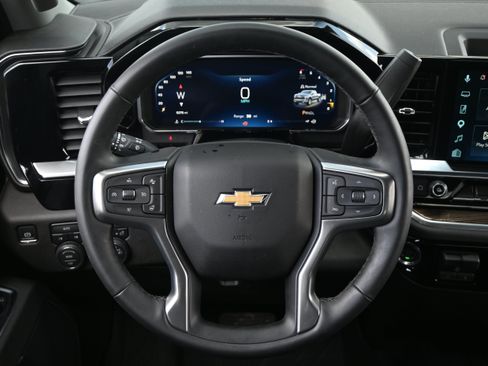 Used 2026 Chevrolet Silverado 1500 LT w/ LPO, Liner Protection Package AWD/4WD image 43