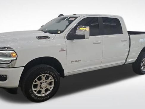 Used 2024 RAM 2500 Laramie w/ Safety Group AWD/4WD image 5