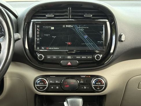 Used 2021 Kia Soul EX FWD image 16