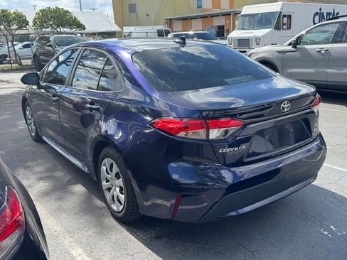 Used 2021 Toyota Corolla LE FWD image 4