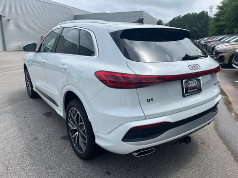 Used 2025 Audi Q5 Premium Plus w/ Premium Plus AWD/4WD image 8
