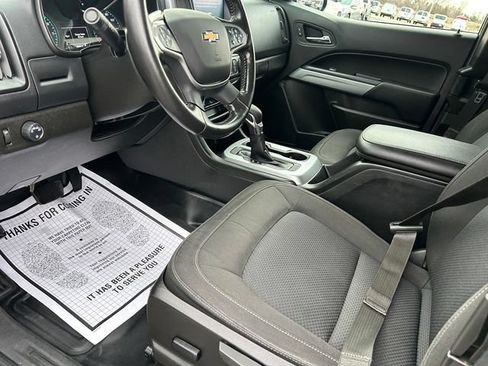 Used 2022 Chevrolet Colorado LT w/ Fleet Safety Package RWD image 11