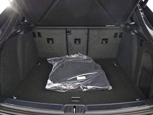 New 2026 Porsche Macan GTS image 31