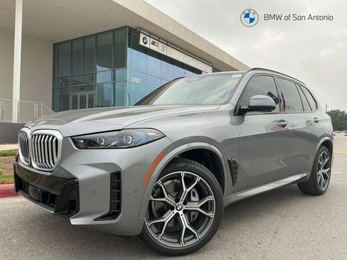 New 2026 BMW X5 sDrive40i w/ M Sport Package image 1