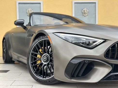Used 2022 Mercedes-Benz SL 63 AMG 4MATIC image 14