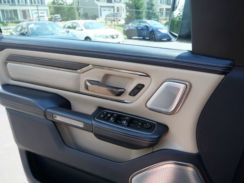 Used 2019 RAM 1500 Limited AWD/4WD image 15
