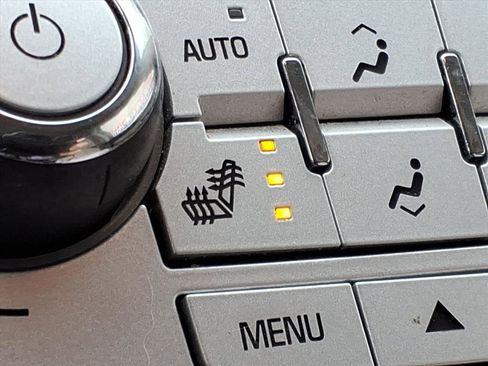 Used 2010 Chevrolet Equinox LT w/ Cargo Management Package image 9