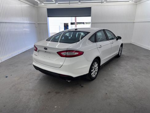 Used 2016 Ford Fusion S image 5