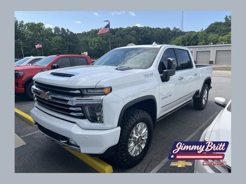 Used 2021 Chevrolet Silverado 2500 High Country w/ Z71 Off-Road Package AWD/4WD image 1