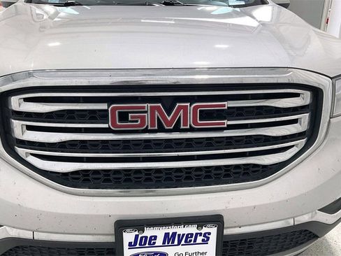 Used 2018 GMC Acadia SLT image 48