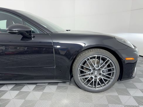 Used 2026 Porsche Panamera image 21