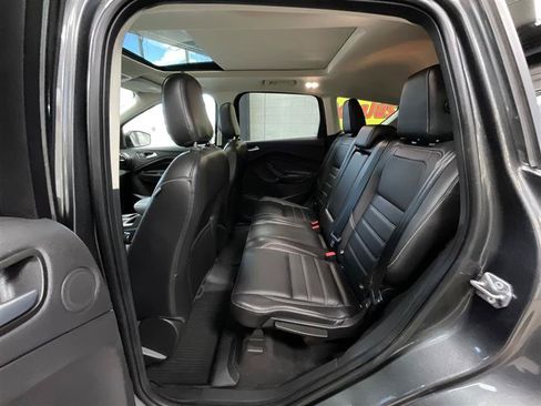 Used 2019 Ford Escape Titanium AWD/4WD image 22