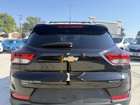 Used 2021 Chevrolet TrailBlazer ACTIV w/ Sun and Liftgate Package image 7