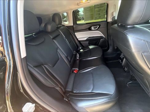Used 2022 Jeep Compass Limited w/ Elite Group AWD/4WD image 27