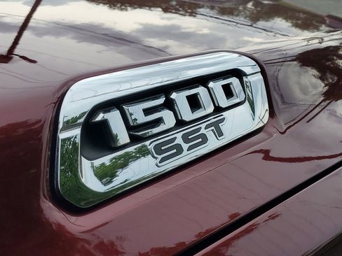 Used 2025 RAM 1500 Big Horn AWD/4WD image 6