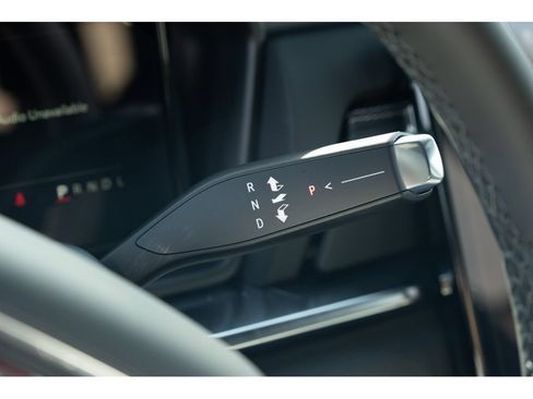 New 2026 GMC Terrain Elevation w/ Elevation Premium Package AWD/4WD image 21