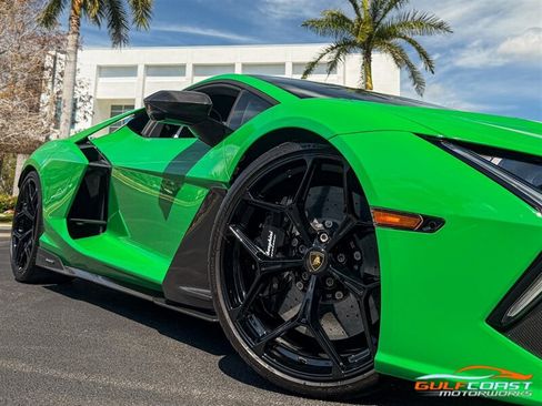 Used 2024 Lamborghini Revuelto AWD/4WD image 80