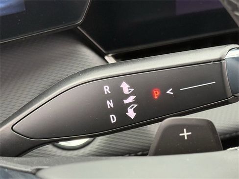 New 2026 Chevrolet Equinox LT image 17