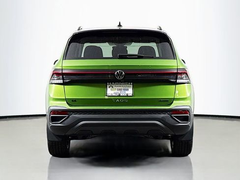 New 2026 Volkswagen Taos SE AWD/4WD image 6