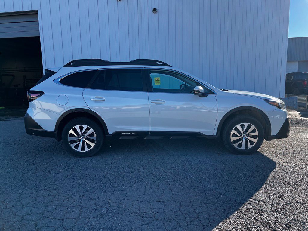 Used 2020 Subaru Outback Premium AWD/4WD image 8