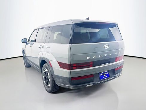 Used 2024 Hyundai Santa Fe SE AWD/4WD image 7