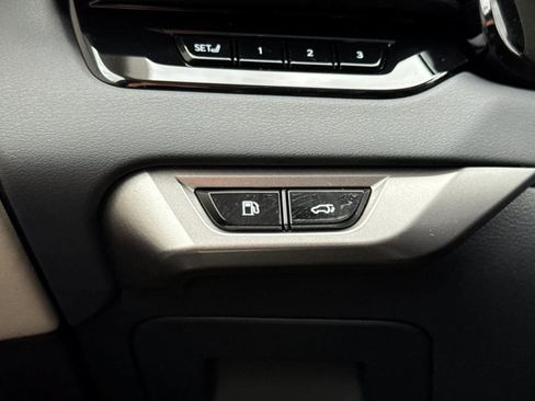 Certified 2026 Lexus RX 450h AWD w/ Convenience Package image 31