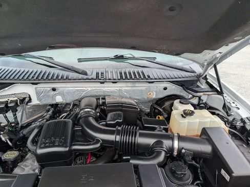 Used 2014 Ford Expedition Limited w/ Equipment Group 301A image 26