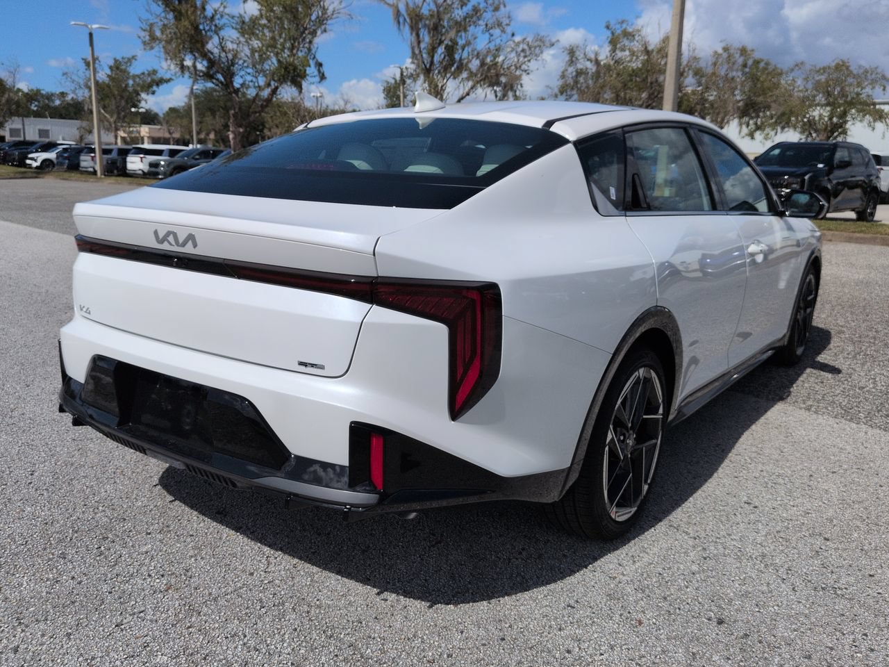 New 2027 Kia K4 GT-Line FWD image 5