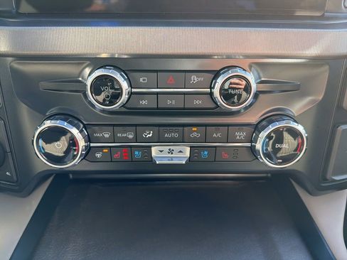 New 2026 Ford F250 Platinum w/ Platinum Plus Package image 33