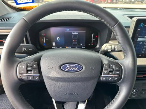 Used 2025 Ford Maverick Lariat AWD/4WD image 21