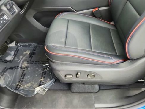 Used 2025 Chevrolet Silverado EV RST image 37