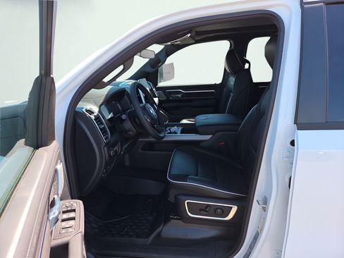 New 2026 RAM 1500 Laramie w/ Night Edition AWD/4WD image 9