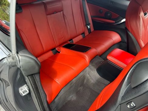 Used 2015 BMW M4 Convertible image 57