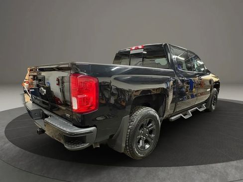 Used 2017 Chevrolet Silverado 1500 LTZ Z71 w/ Midnight Edition image 8