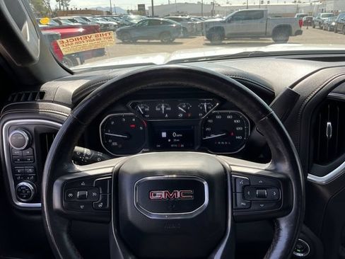 Used 2022 GMC Sierra 2500 AT4 w/ AT4 Preferred Package AWD/4WD image 11