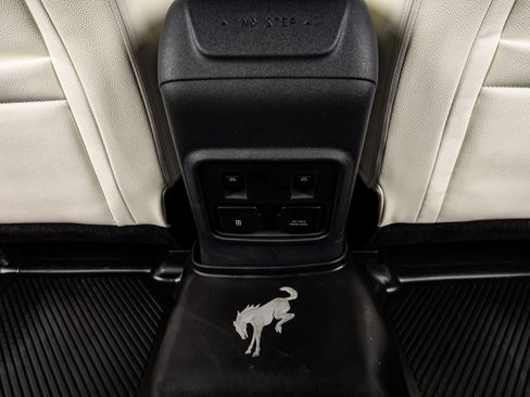 Used 2024 Ford Bronco Wildtrak image 33