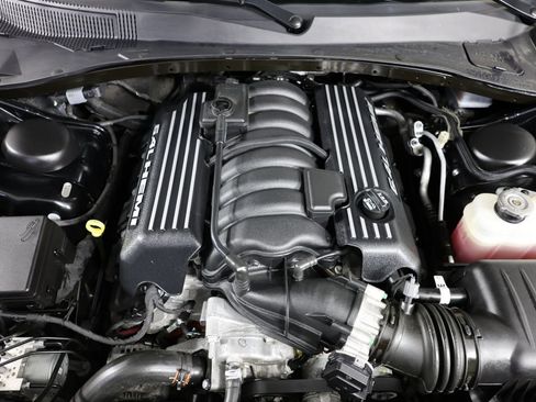 Used 2023 Chrysler 300 C RWD image 36