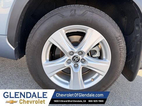 Used 2023 Toyota Highlander L image 22