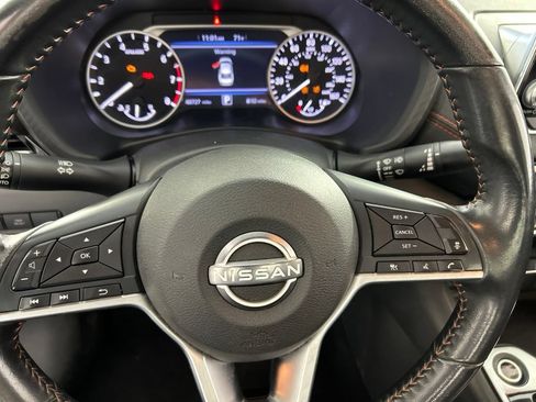 Used 2024 Nissan Sentra SR FWD image 2
