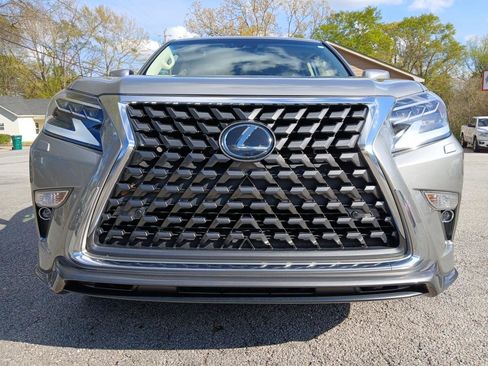 Used 2020 Lexus GX 460 Premium image 3