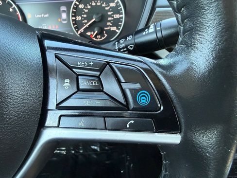Used 2024 Nissan Altima 2.5 SL AWD/4WD image 31